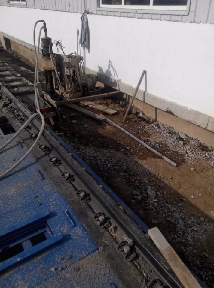 畜禽良种场注浆治理铁路高路基沉陷病害